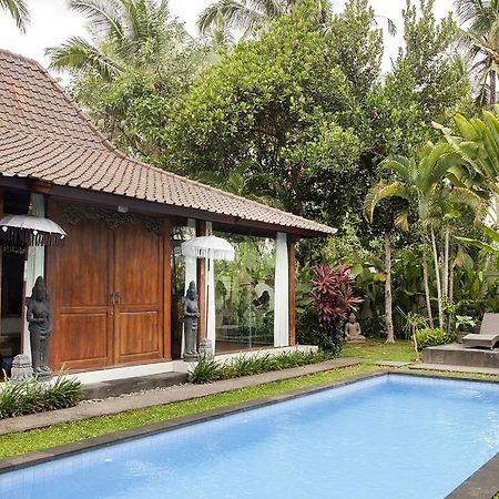 Esterin Villa Убуд Екстериор снимка